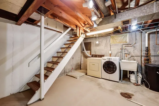 $399,000 | 725 North Meadow Lane, Madison, WI 53705