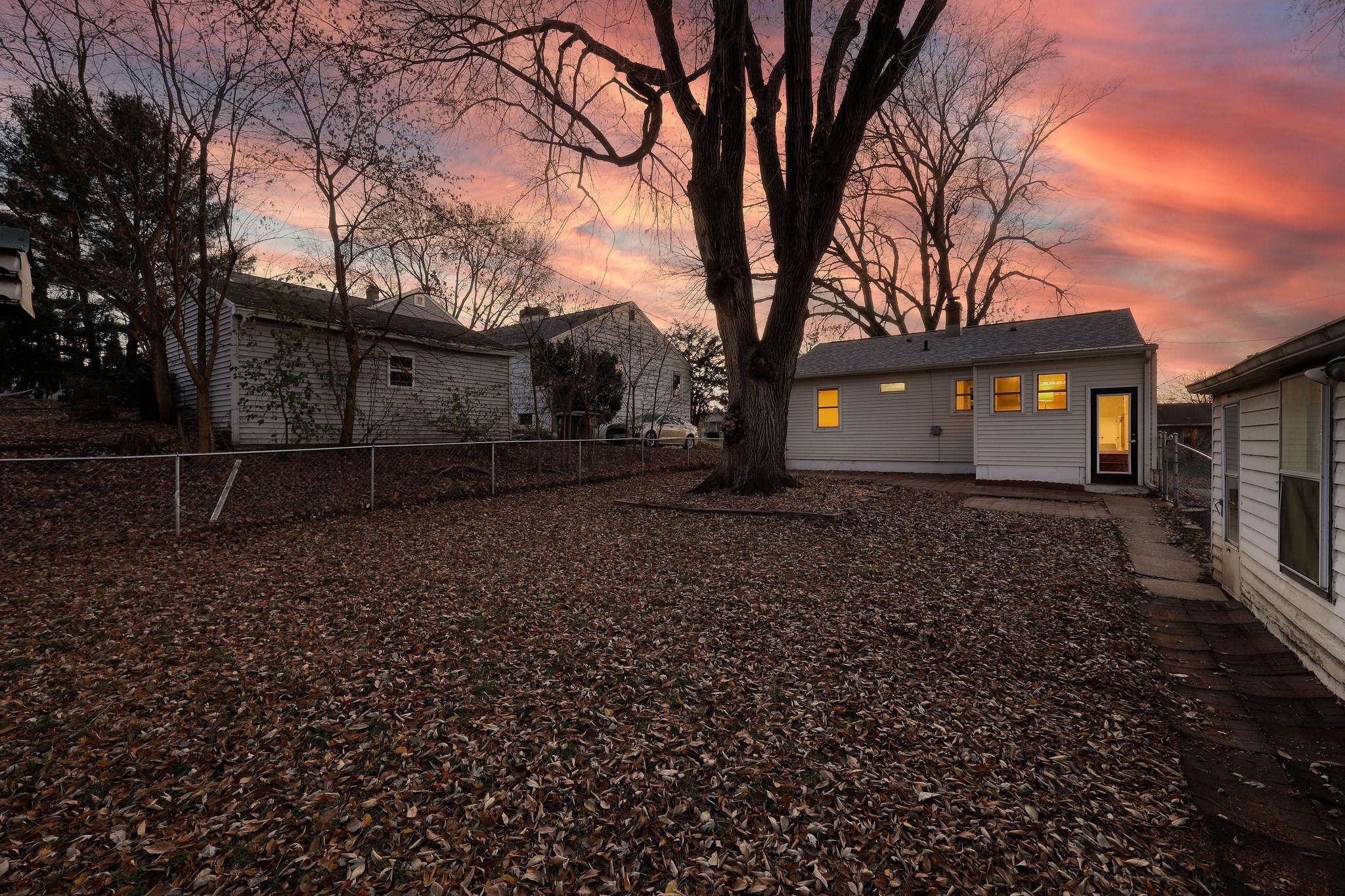 725 North Meadow Lane Madison, WI 53705 - Photo 36 of 41