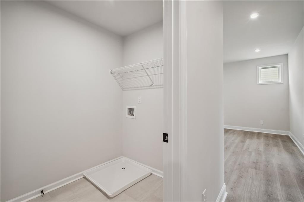 719 Crossroad Court Southwest Powder Springs, GA 30127 - Photo 16 of 27 a view of small space