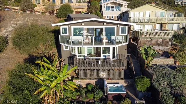 $14,000 | 2192 Crestview Drive, Laguna Beach, CA 92651