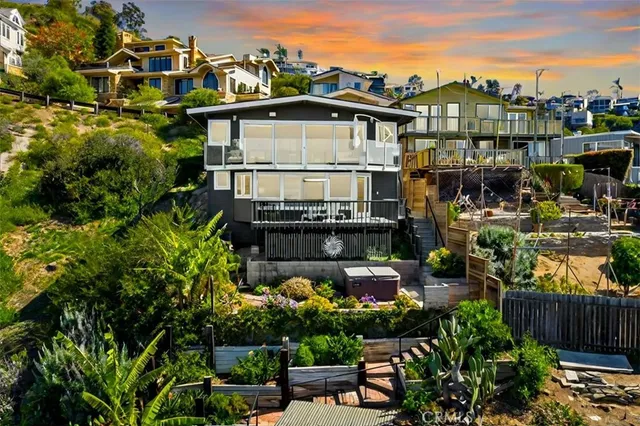 $14,000 | 2192 Crestview Drive, Laguna Beach, CA 92651