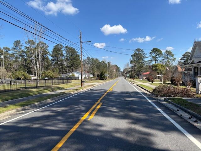 39 East Calhoun Street Wadley, GA 30477 - Photo 5 of 32 IMG_7356