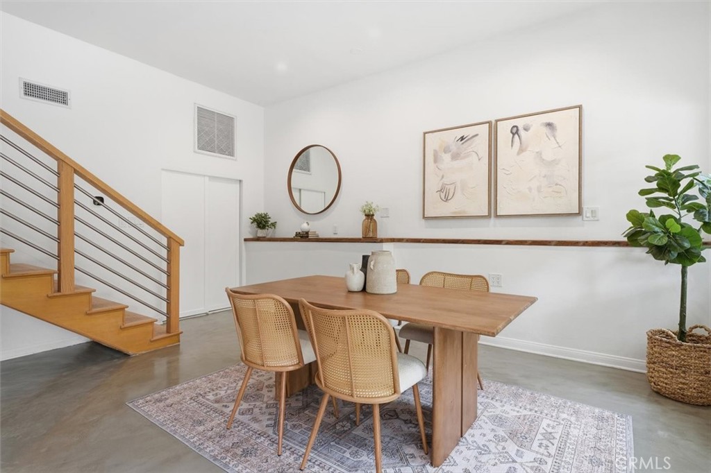 2448 Riverside Place Los Angeles, CA 90039 - Photo 35 of 58