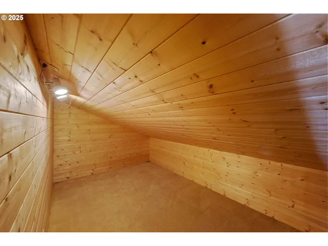 $735,000 | 64662 East Bay Road, North Bend, OR 97459