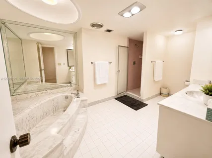 $225,000 | 1865 South Ocean Drive, Unit 2G, Hallandale Beach, FL 33009