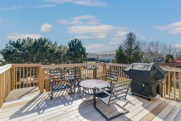 $200,000 | 2739 Arrowhead Drive, Bloomington, IL 61704