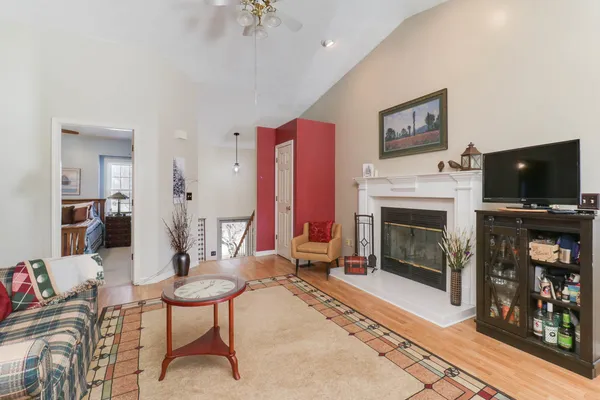 $200,000 | 2739 Arrowhead Drive, Bloomington, IL 61704