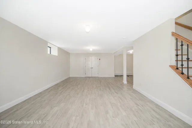 $1,799,000 | 946 Edgegrove Avenue | Woodrow