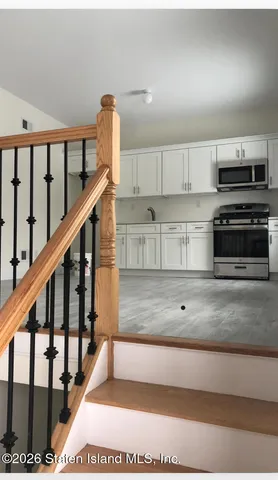 $1,799,000 | 946 Edgegrove Avenue | Woodrow