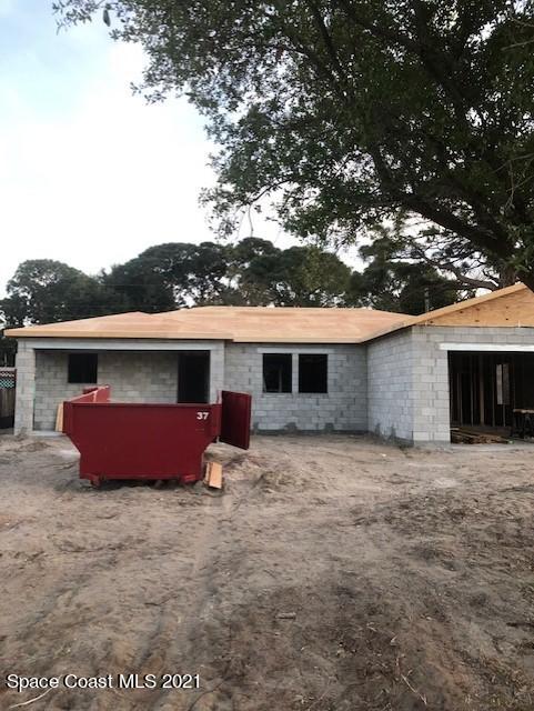 1795 Vía Roma Merritt Island, FL 32952 - Photo 5 of 7 Via Roma Front