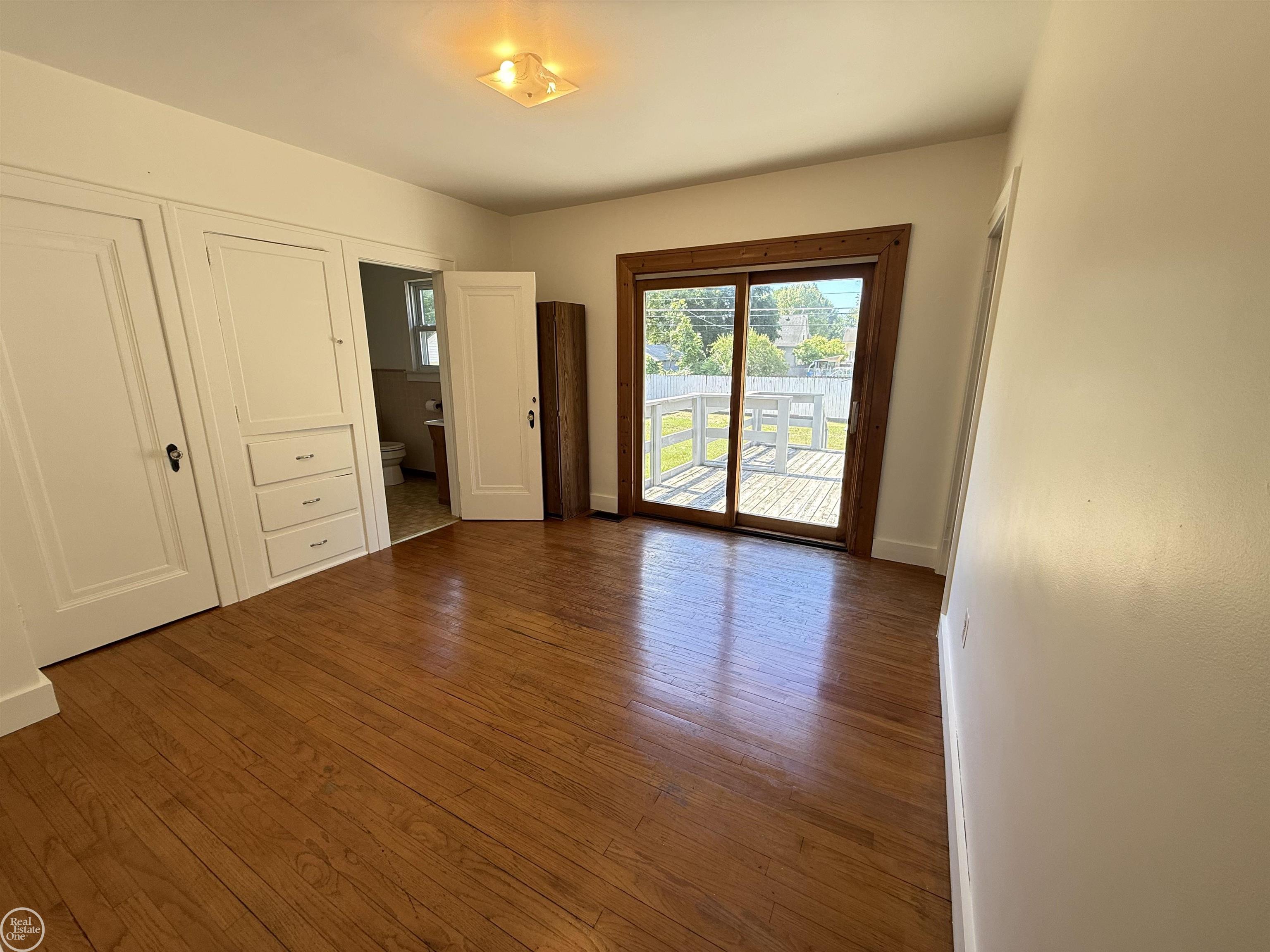 33 High Street Mount Clemens, MI 48043 - Photo 16 of 28