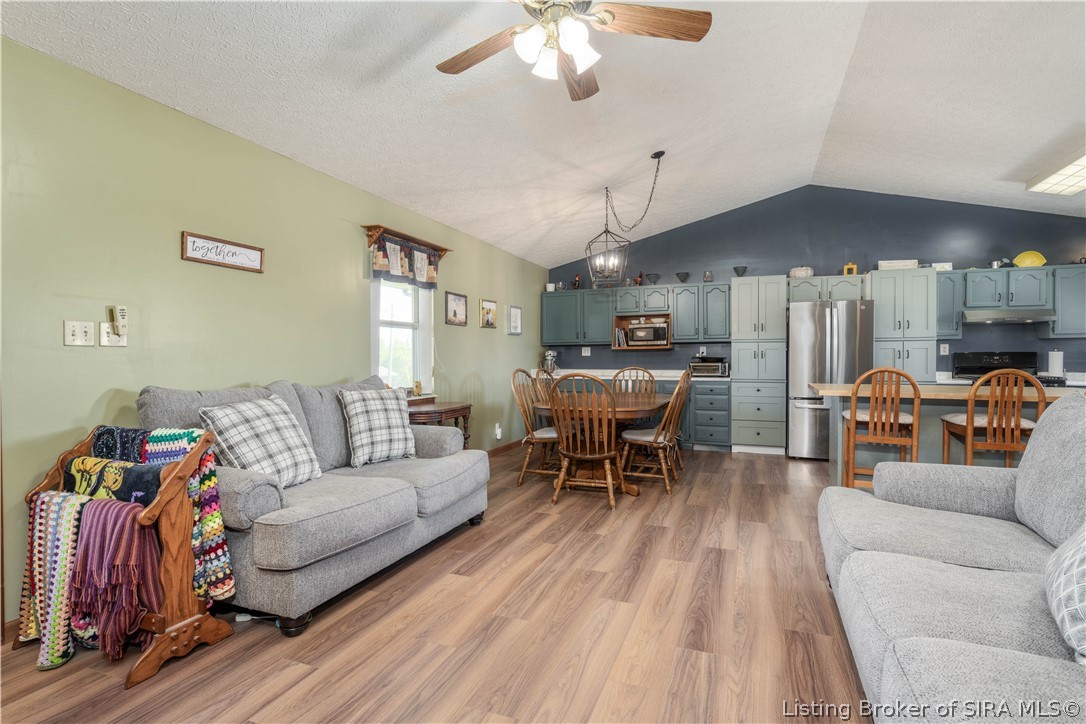 2915 North Wooster Road Scottsburg, IN 47170 - Photo 8 of 38 Gallery Image 8