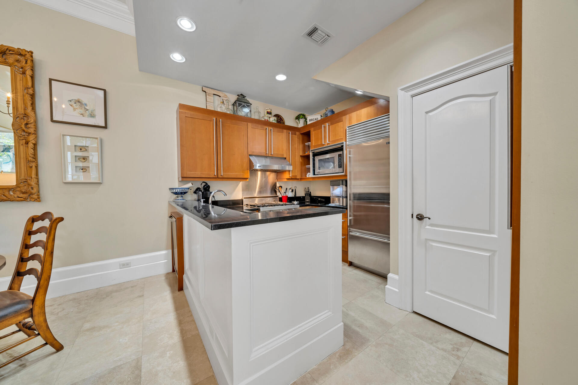 9201 Market Street Inn, Unit 162 Miramar Beach, FL 32550 - Photo 24 of 67 DSC06352-022-027-1920x1280