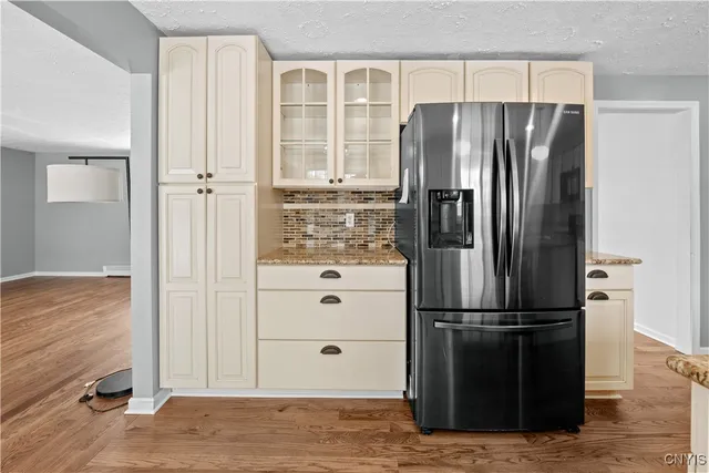 $3,800 | 7651 Redcoat Circle, Manlius, NY 13104