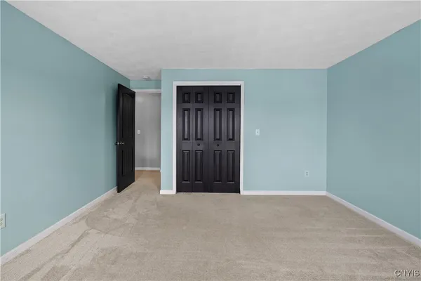 $3,800 | 7651 Redcoat Circle, Manlius, NY 13104