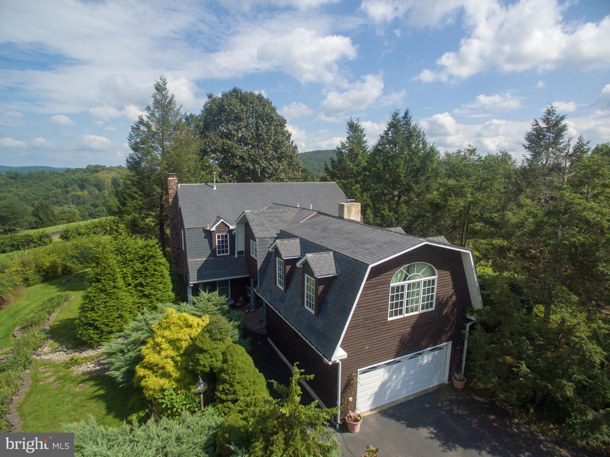 520 Summit Lane Riegelsville, PA 18077 - Photo 2 of 49