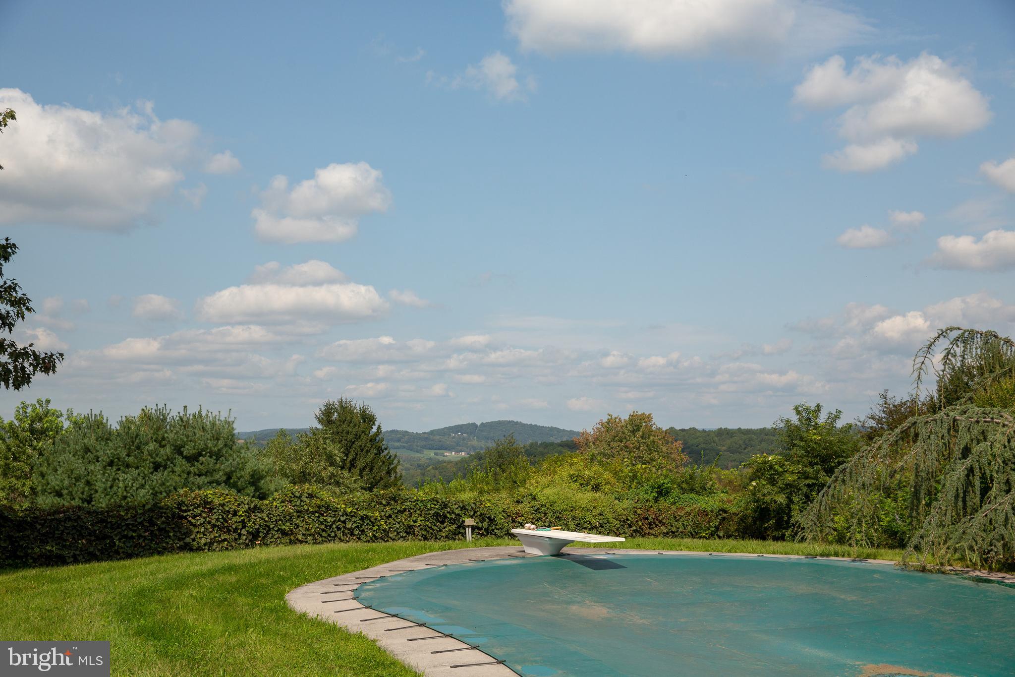 520 Summit Lane Riegelsville, PA 18077 - Photo 6 of 49