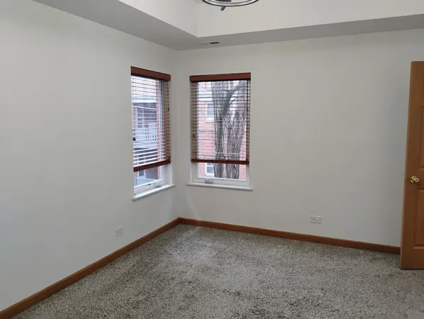 $2,800 | 397 Alles Street, Unit 2, Des Plaines, IL 60016