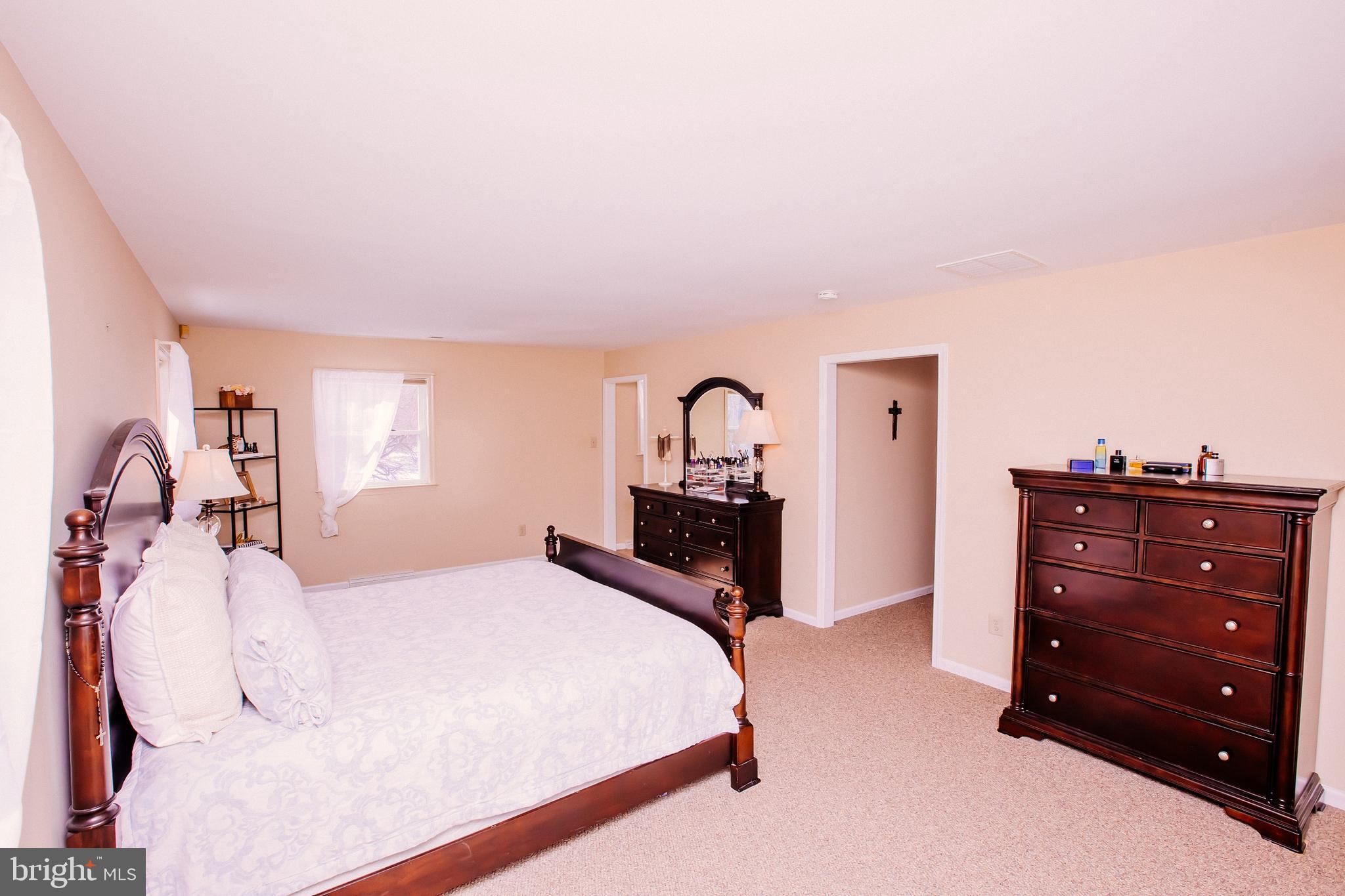 77 Pheasant Road Doylestown, PA 18901 - Photo 72 of 95 Gallery Image 72