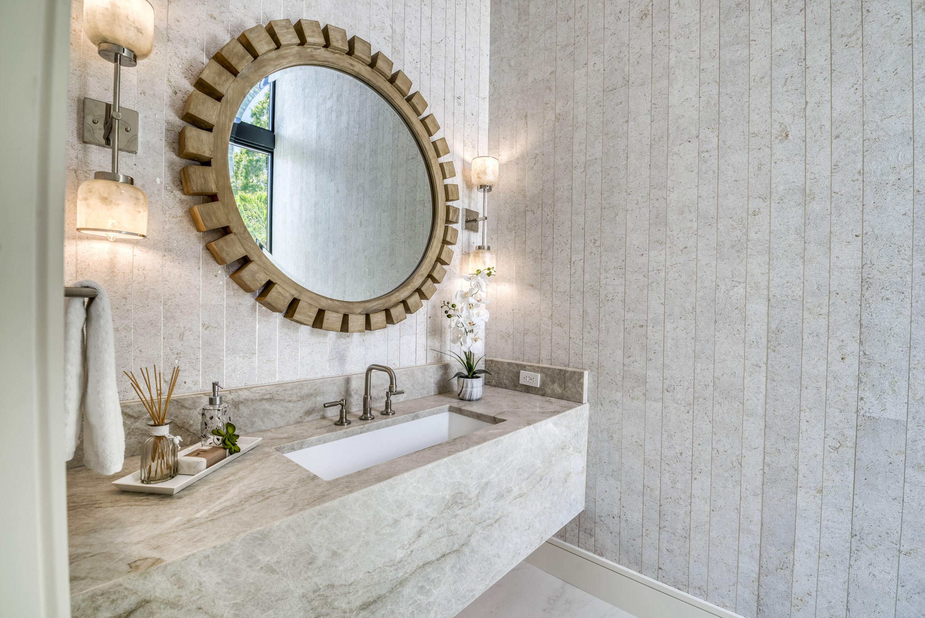 119 Clipper Lane Jupiter, FL 33477 - Photo 35 of 63 032