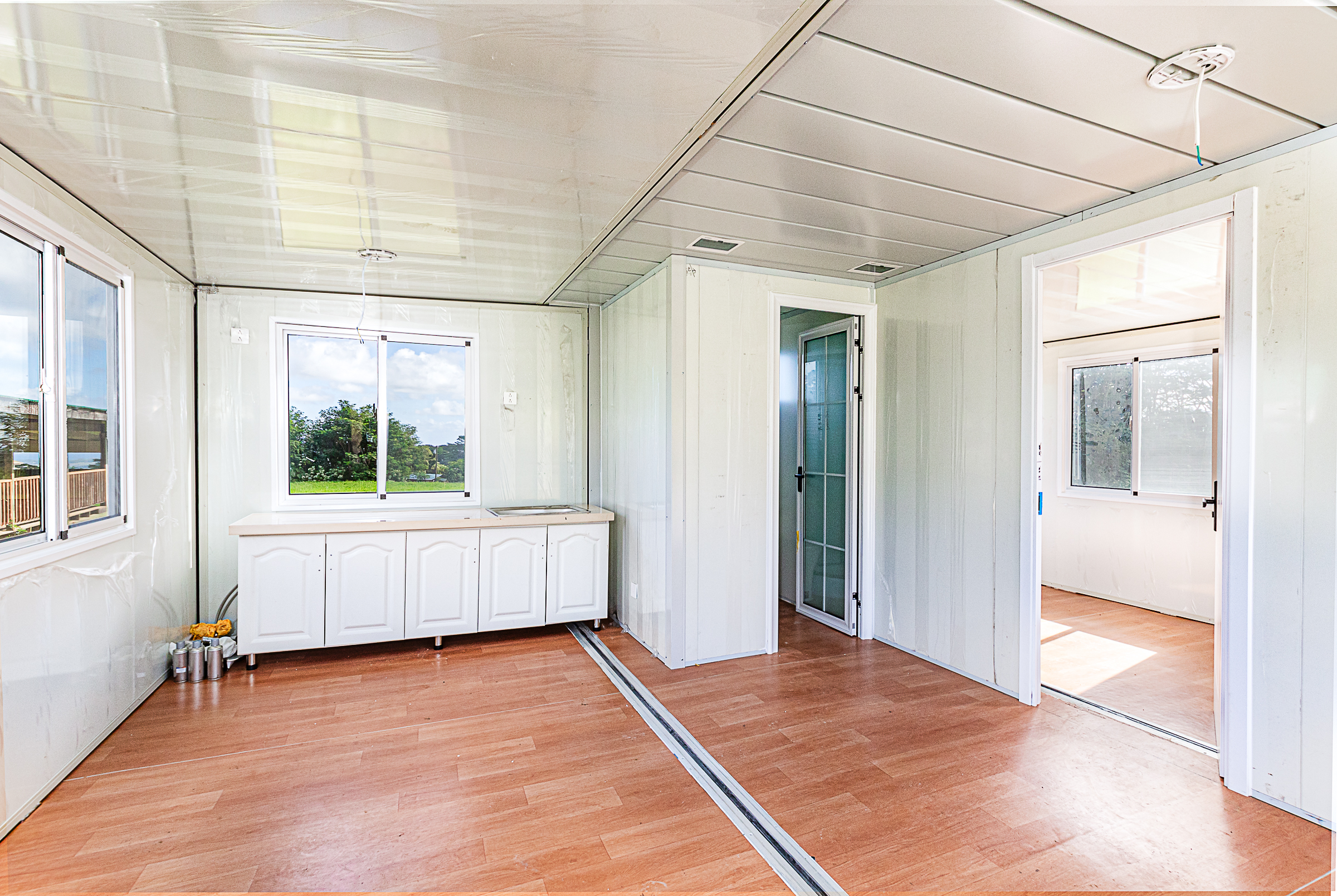 681 Hoaka Road Hilo, HI 96720 - Photo 19 of 26 a view of an empty room with a window