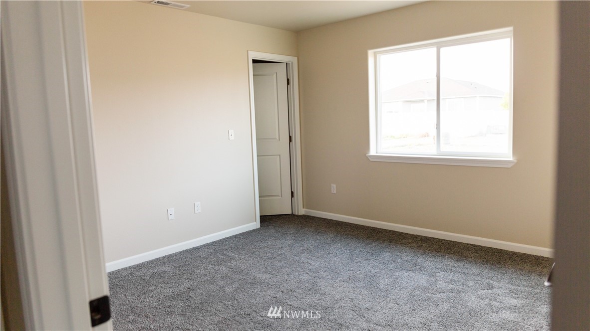 509 R Street Southwest Quincy, WA 98848 - Photo 4 of 6 Gallery Image 4
