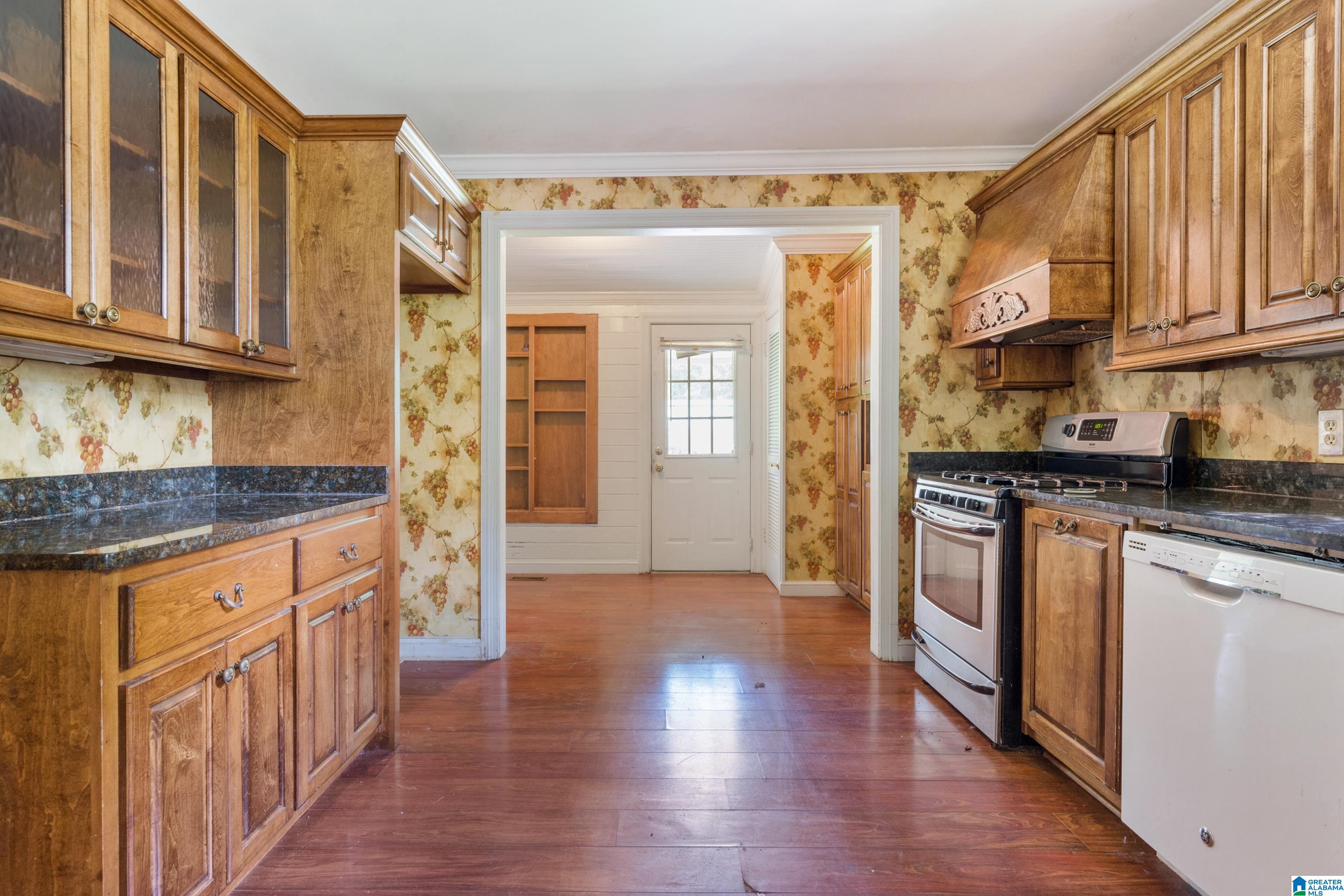 8054 West Hill Road Pinson, AL 35126 - Photo 8 of 31