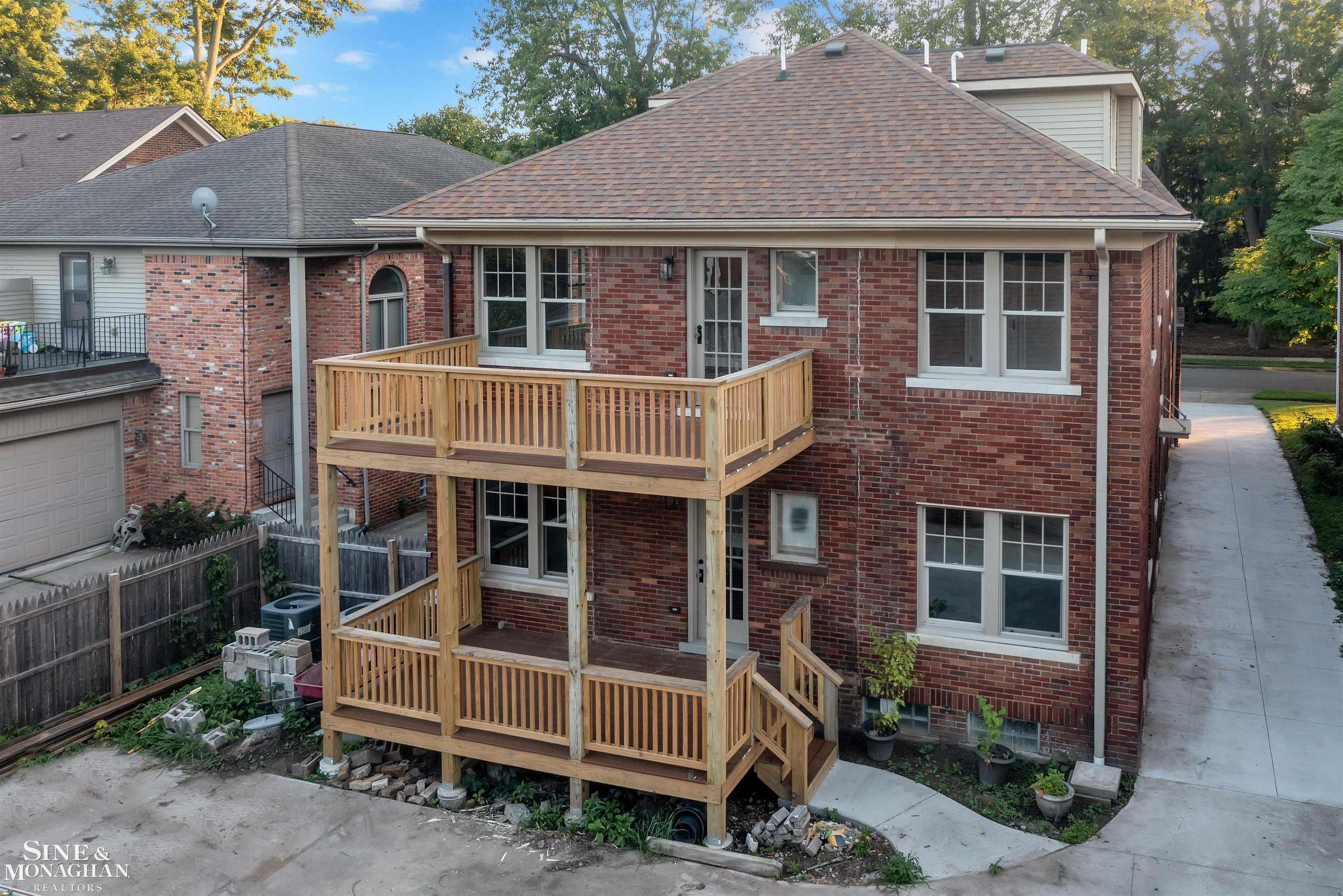 908 Trombley Road, Unit 2 Grosse Pointe, MI 48230 - Photo 54 of 73