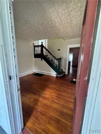 $2,300 | 2331 Midland Avenue, Syracuse, NY 13205