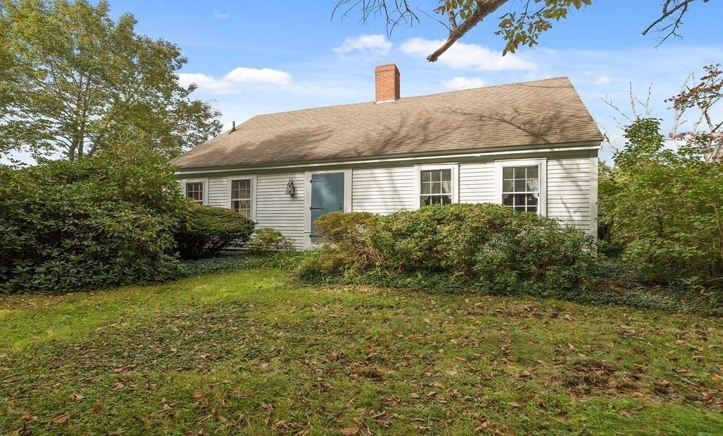 32 Palmer Road Plympton, MA 02367 - Photo 3 of 31 Gallery Image 3