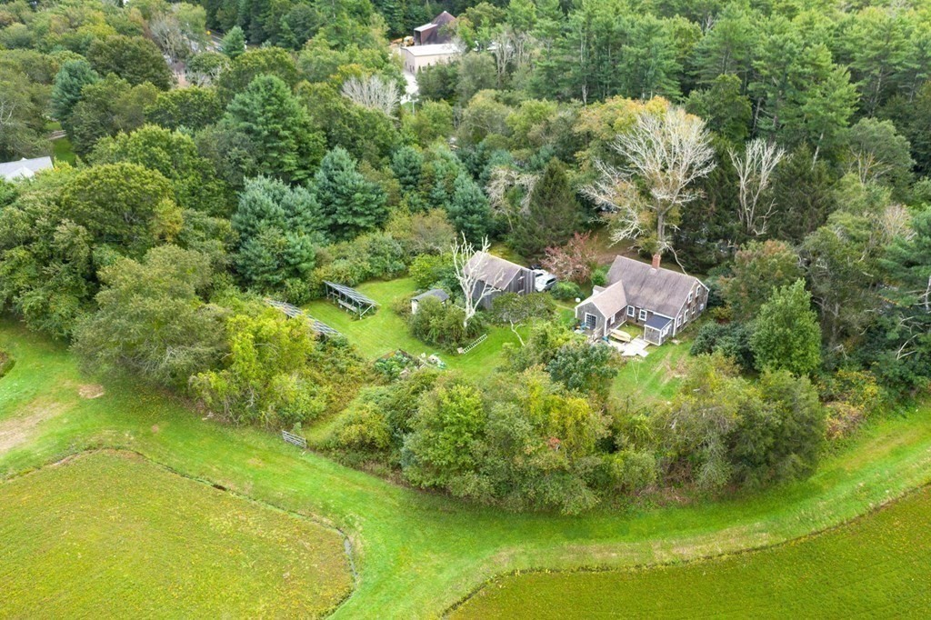 32 Palmer Road Plympton, MA 02367 - Photo 4 of 31 Gallery Image 4