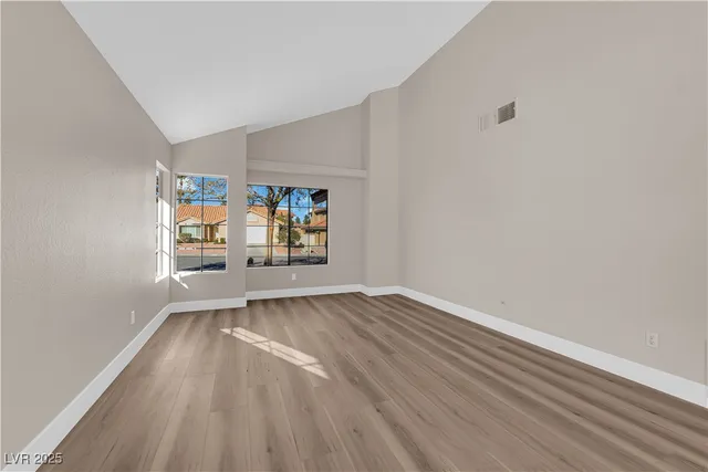 $539,900 | 340 Templeton Drive, Henderson, NV 89074