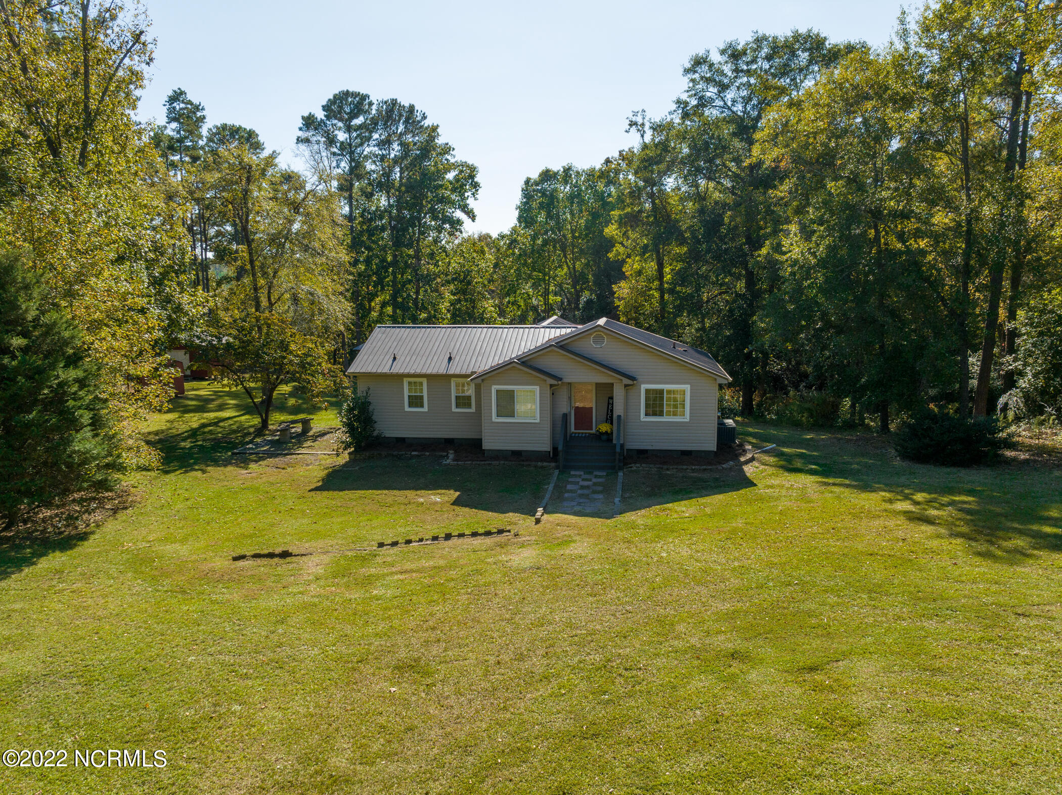 223 Nicholson Road Rockingham, NC 28379 - Photo 3 of 56 DJI_0115