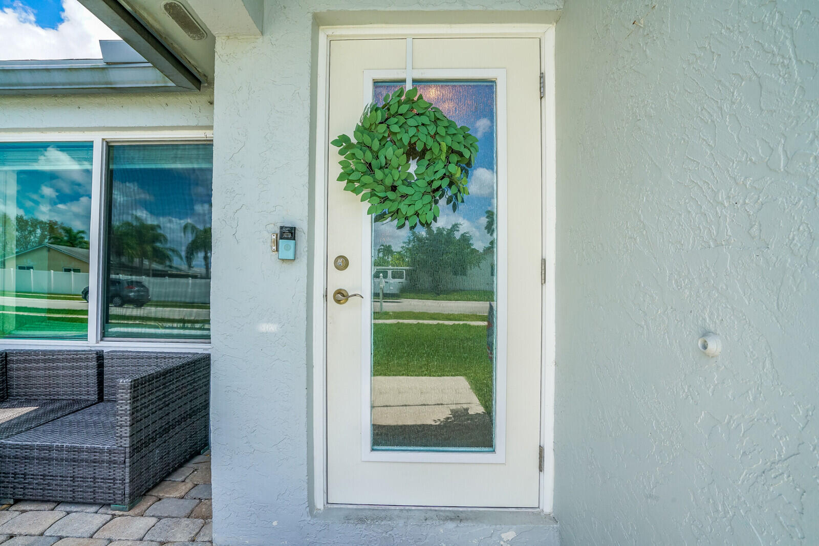 22630 Southwest 54th Avenue Boca Raton, FL 33433 - Photo 4 of 34 05_Image_5_mls