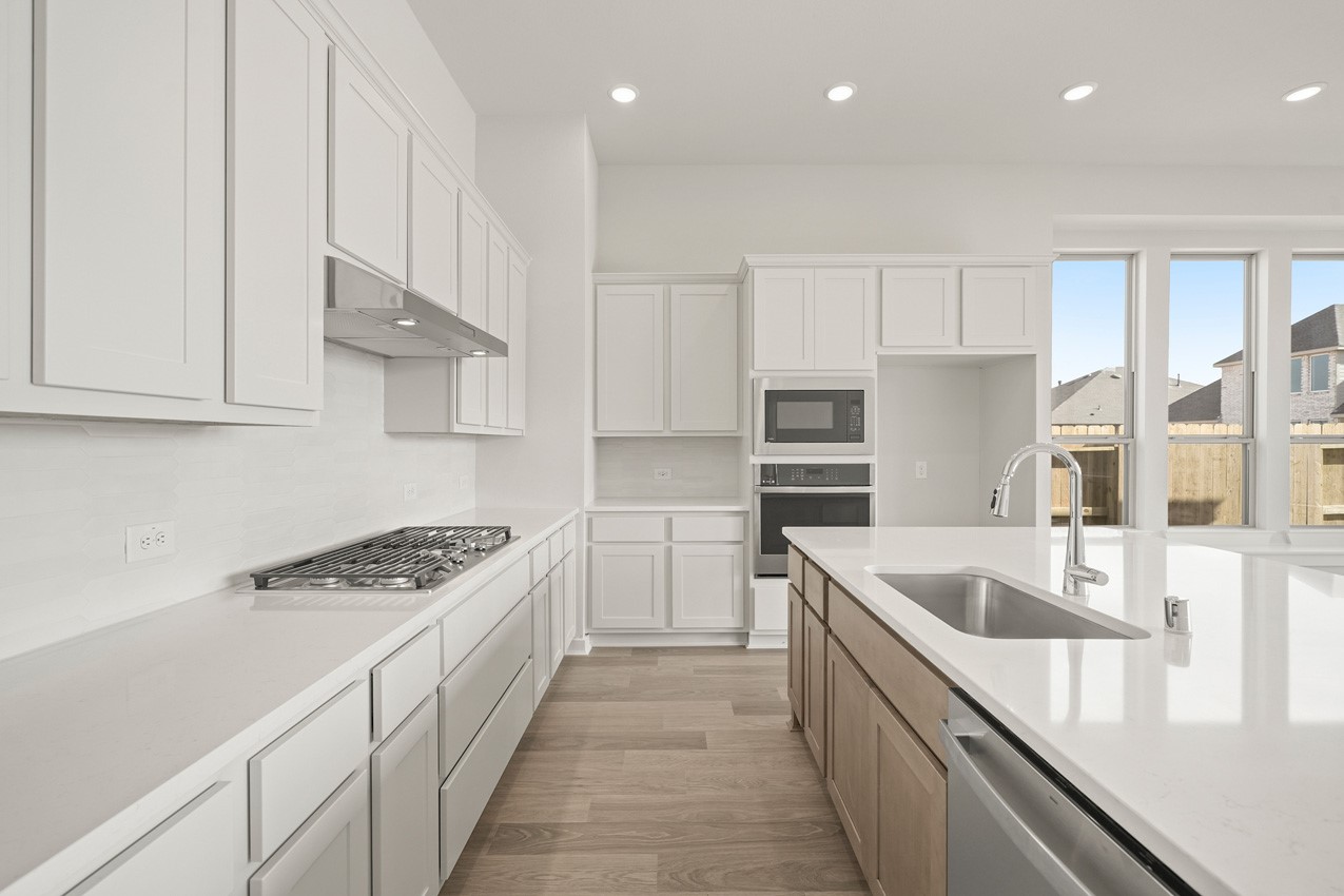 22218 Mount Whitney Road Waller, TX 77484 - Photo 3 of 23