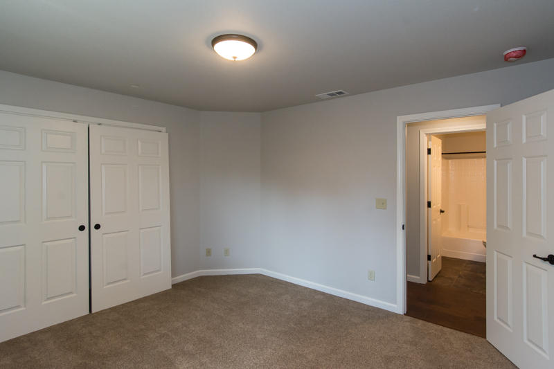2765 Henderson Road Redding, CA 96002 - Photo 23 of 33 a view of an empty room
