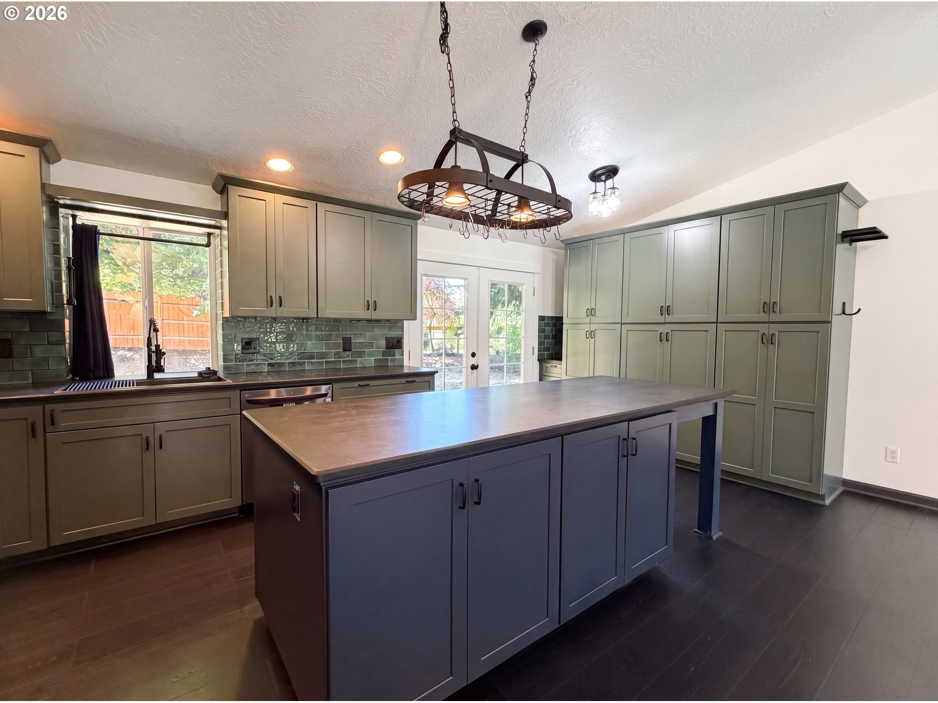 37685 Sandy Heights Street Sandy, OR 97055 - Photo 9 of 15