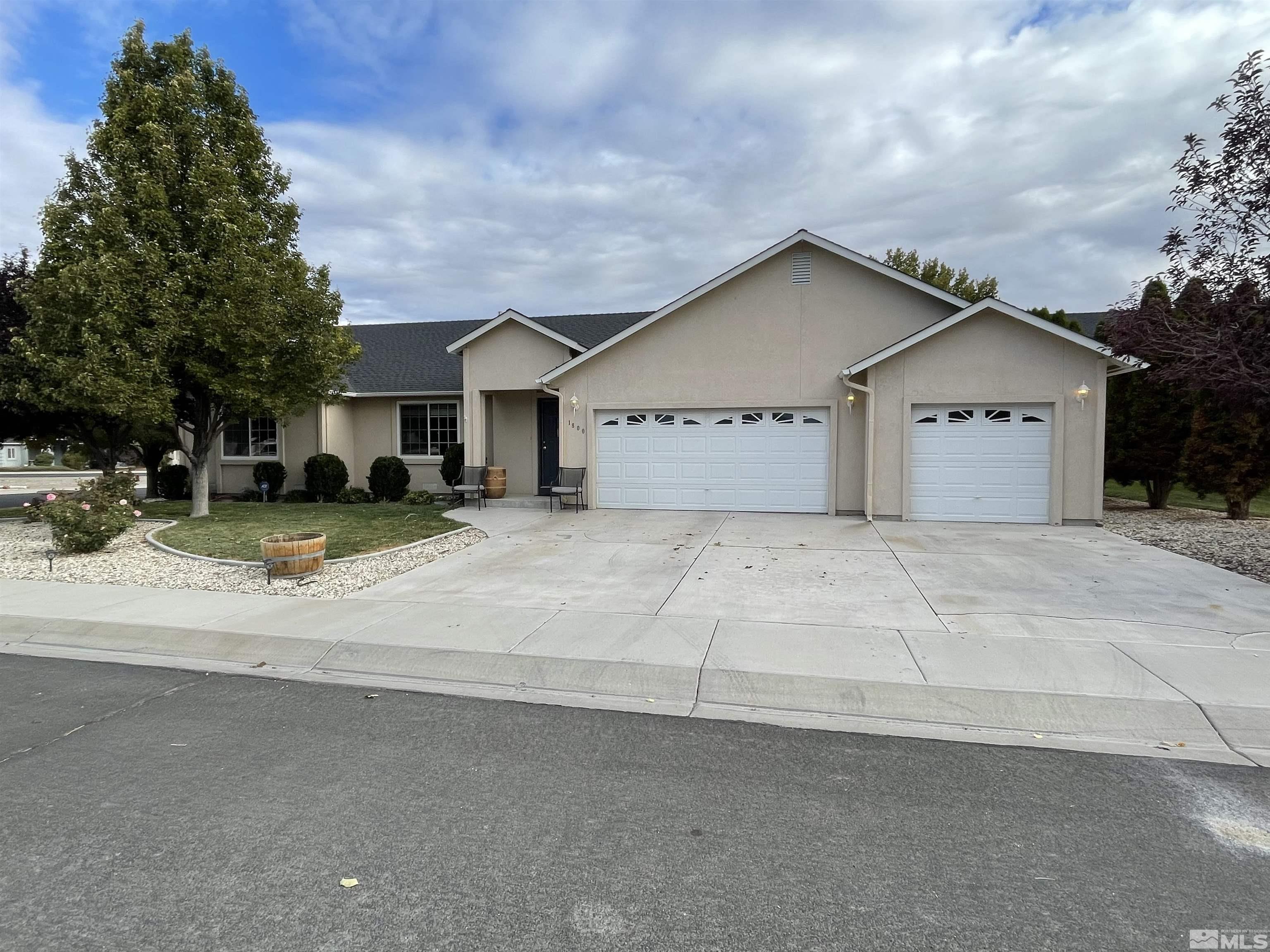 1800 Randy Court Fernley, NV 89408 - Photo 2 of 40 Photo 2