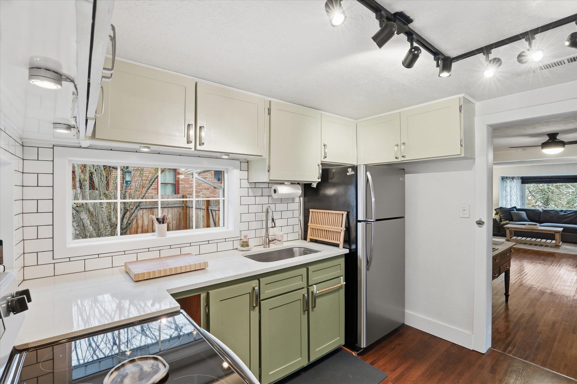 1714 East 9th Avenue Spokane, WA 99202 - Photo 14 of 33