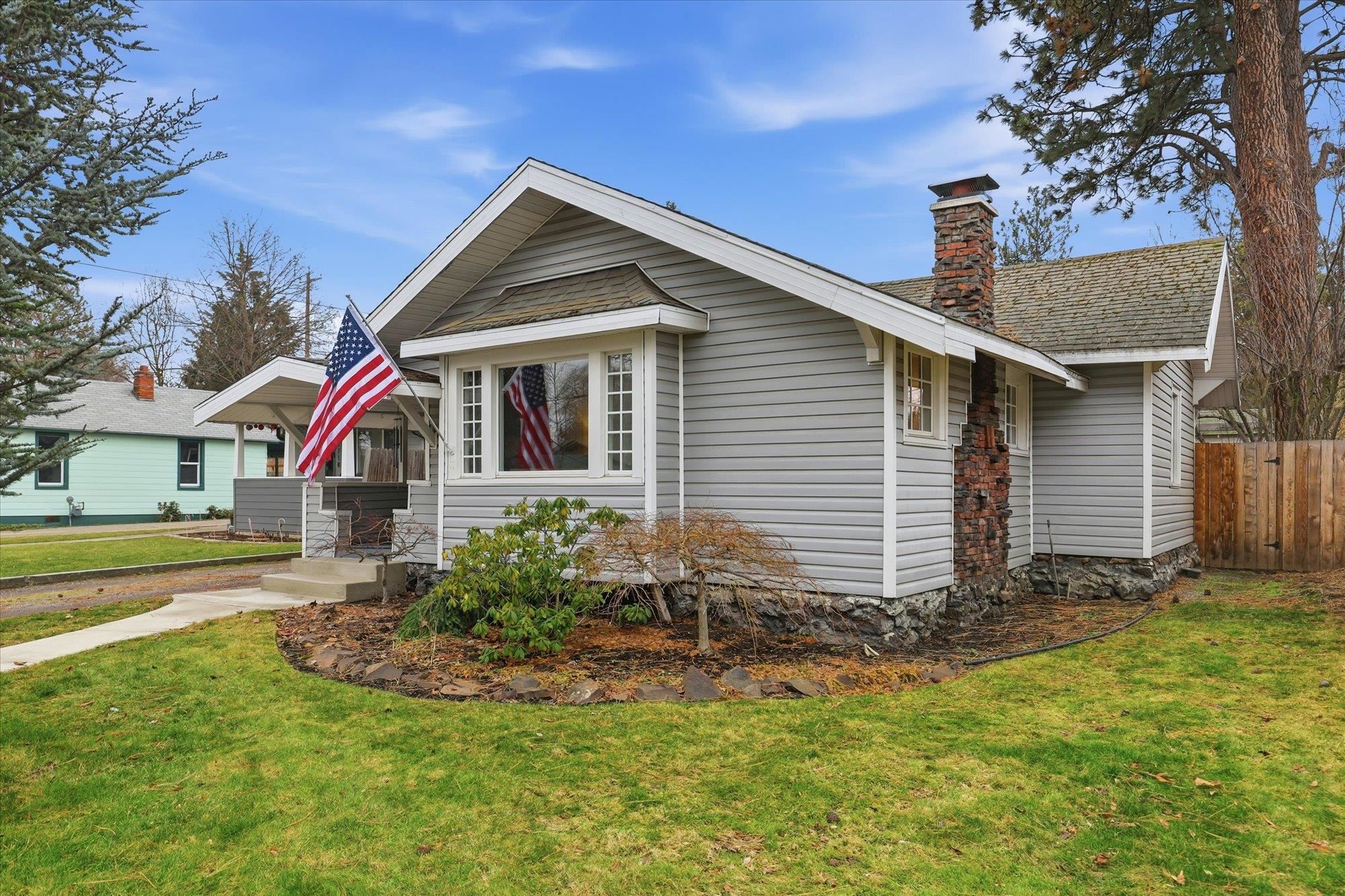 1714 East 9th Avenue Spokane, WA 99202 - Photo 3 of 33