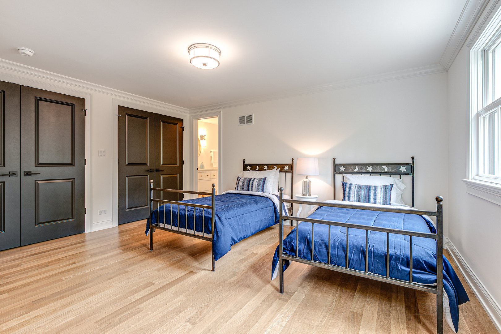 145 Sheridan Road Winnetka, IL 60093 - Photo 26 of 39