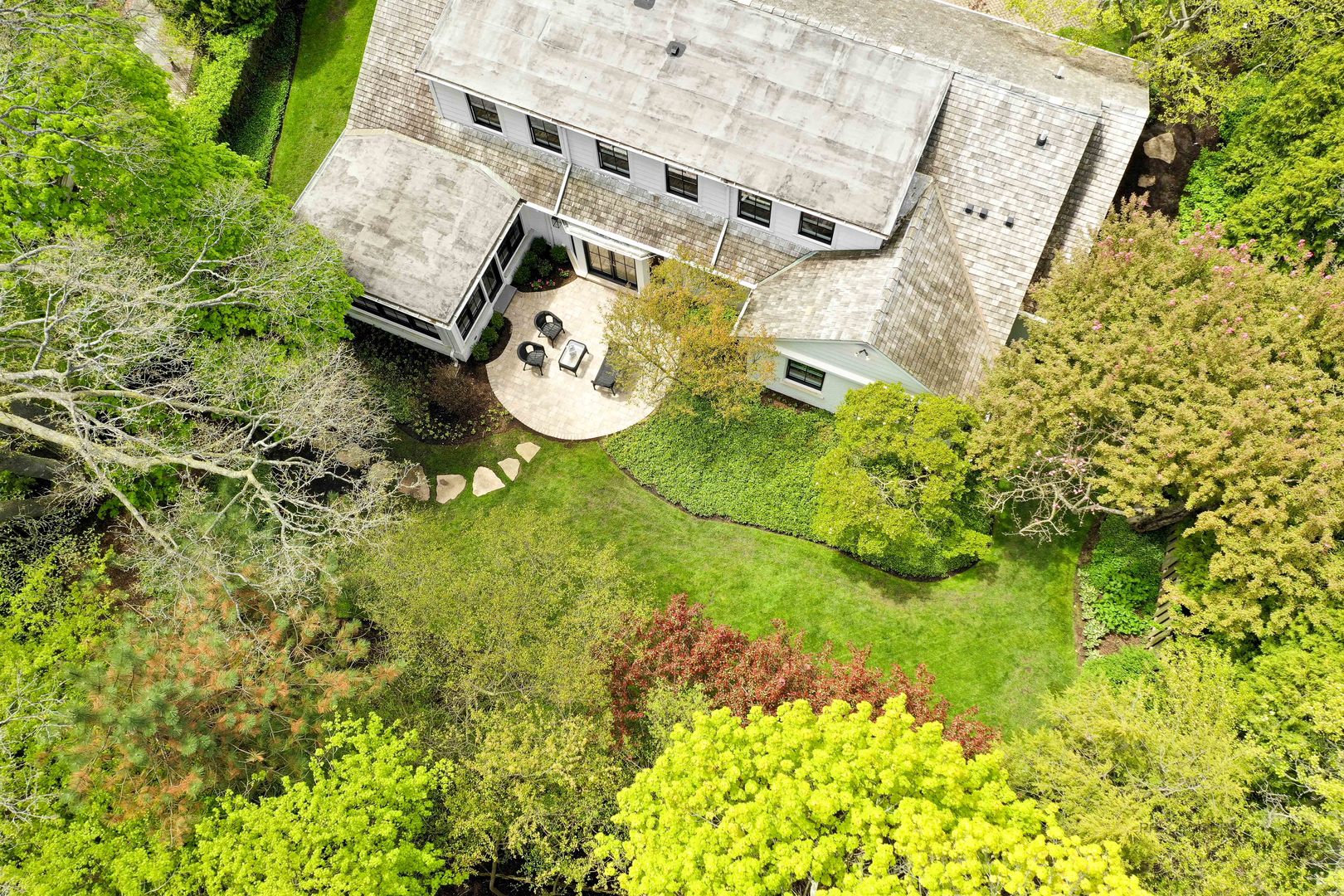 145 Sheridan Road Winnetka, IL 60093 - Photo 33 of 39