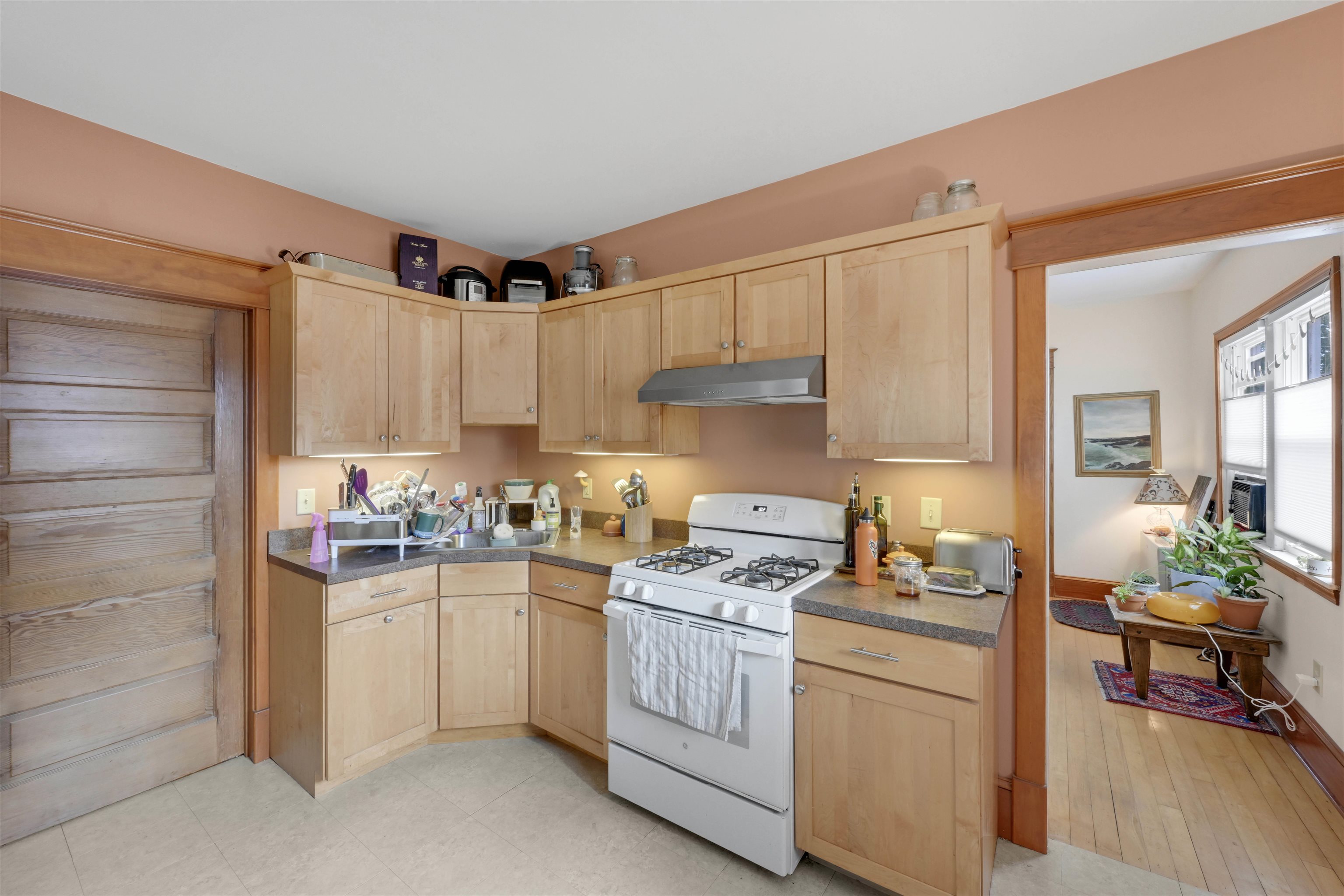 71 Drew Street Burlington, VT 05401 - Photo 5 of 45 Gallery Image 5