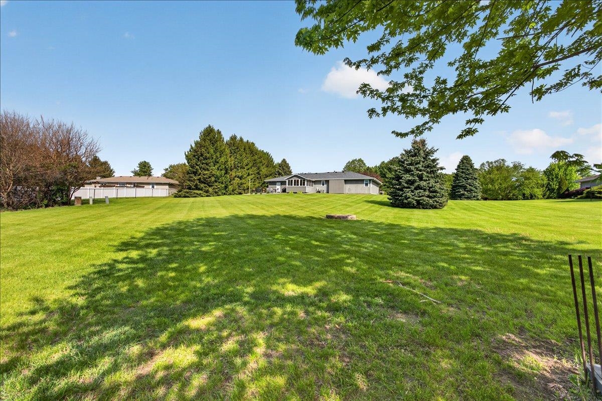 6137 Upper Ridge Way Roscoe, IL 61073 - Photo 42 of 48