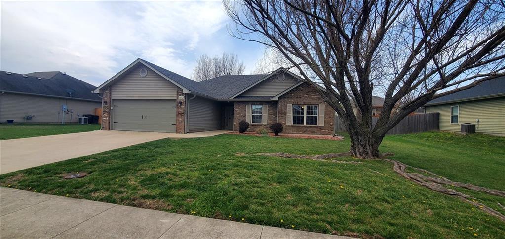 2603 Agate Way Columbia, MO 65202 - Photo 3 of 33