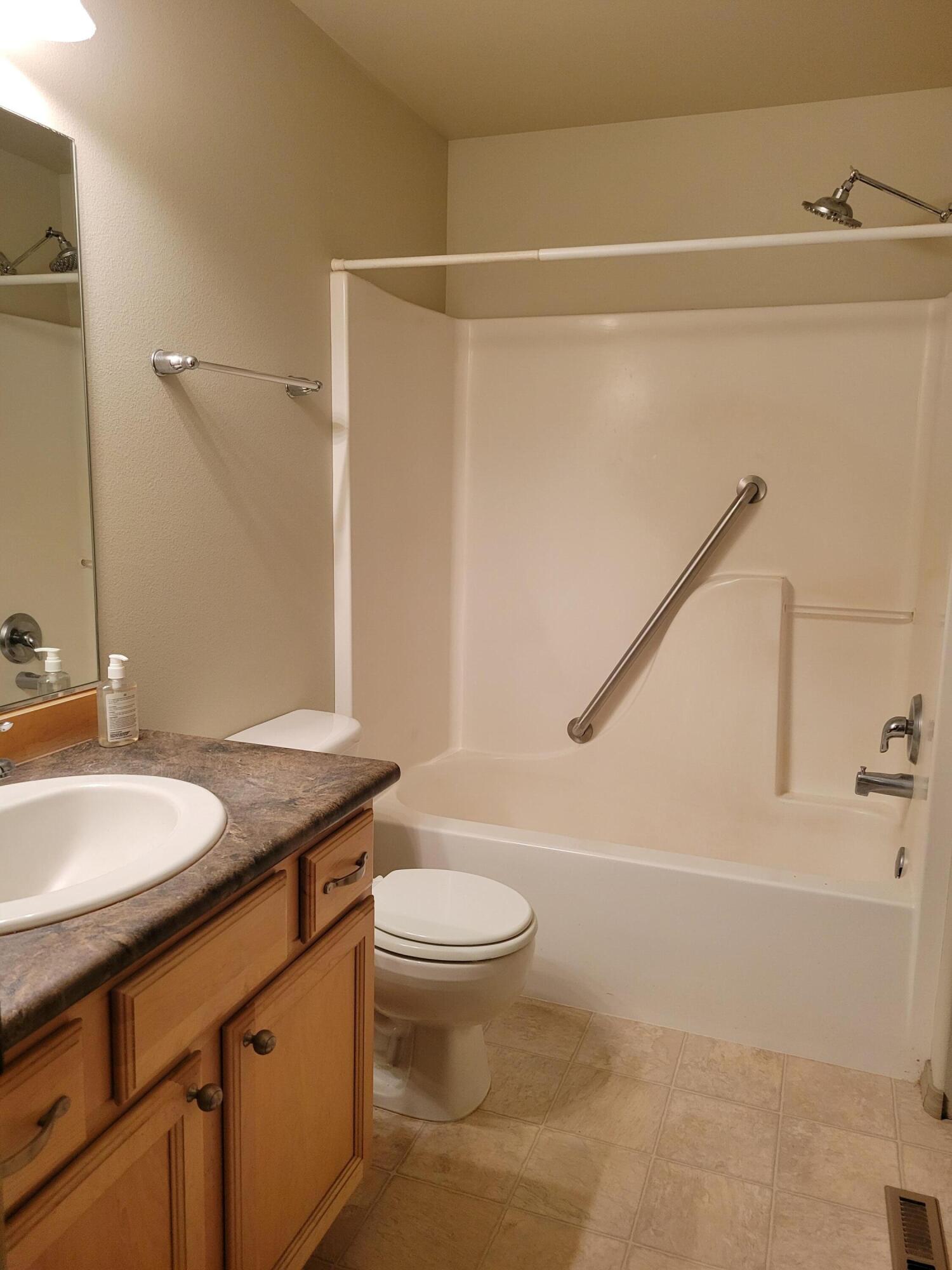 16484 Riley Drive La Pine, OR 97739 - Photo 19 of 25 1000013107