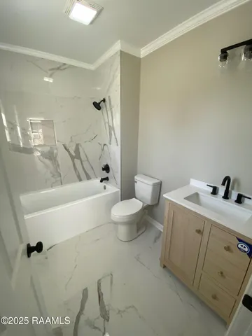 $220,000 | 220 Garnet Drive, Opelousas, LA 70570