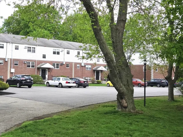 $235,000 | 6 Venice Street, Unit F1, Danvers, MA 01923