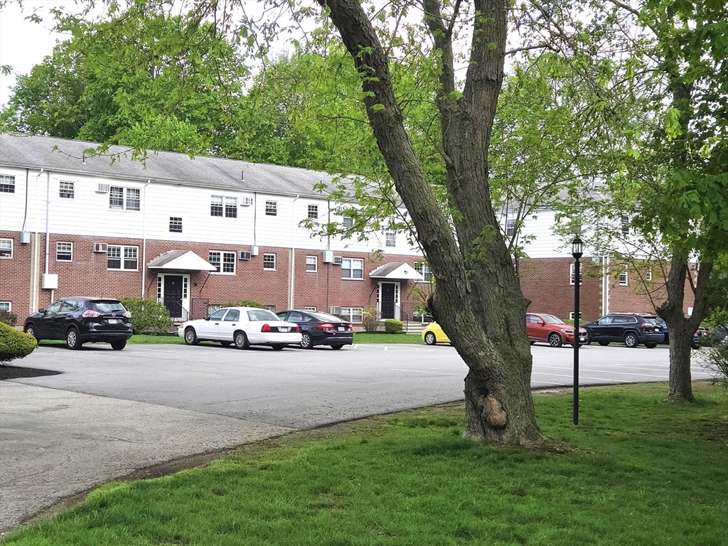 6 Venice Street, Unit F1 Danvers, MA 01923 - Photo 12 of 12