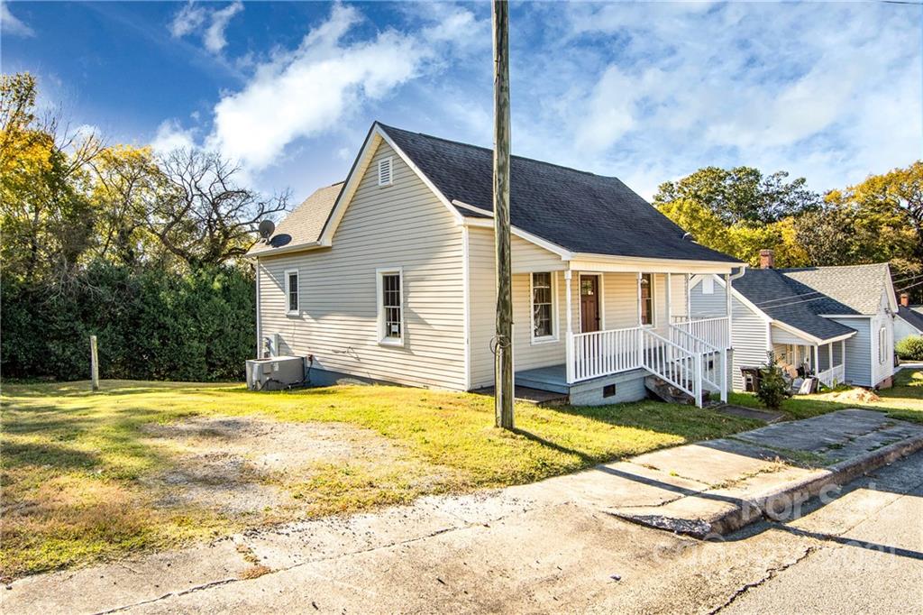 72 Skipwith Street Southwest Concord, NC 28025 - Photo 4 of 30